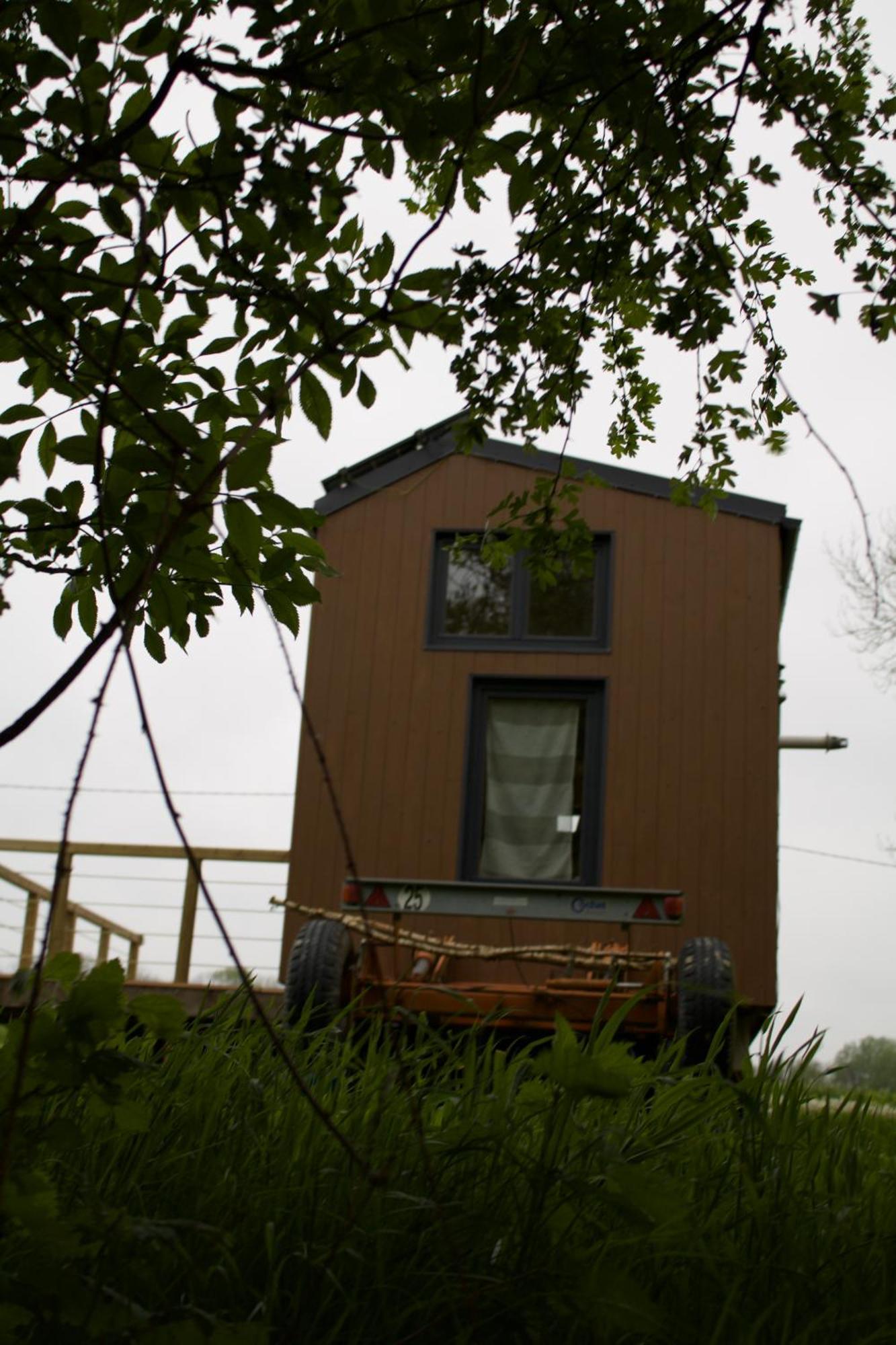 Tiny House Les Jours Heureux Sejour Nature Pres De Dinant Et Des Lacs De L Eau D Heure Villers-le-Gambon Kültér fotó