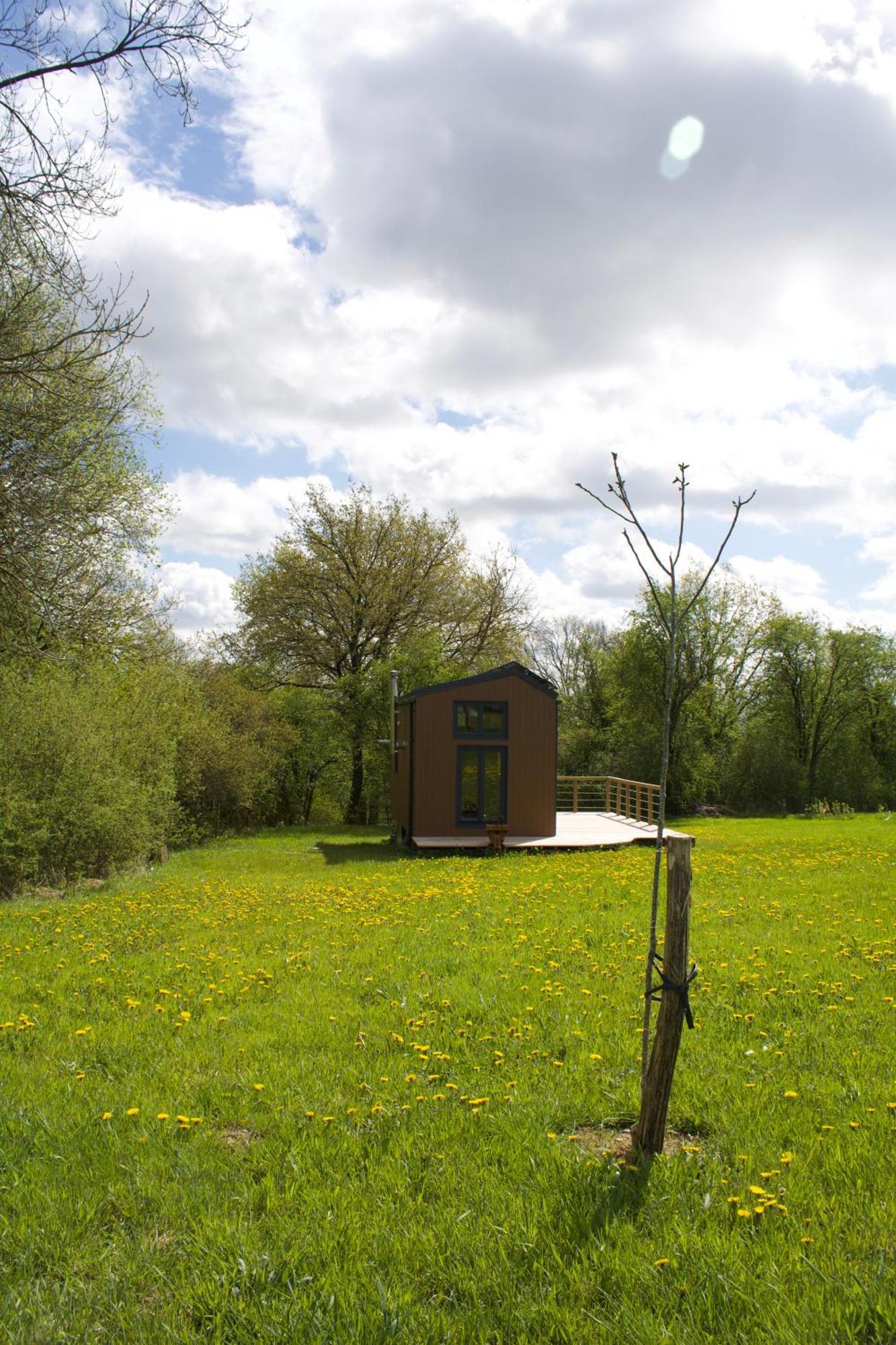 Tiny House Les Jours Heureux Sejour Nature Pres De Dinant Et Des Lacs De L Eau D Heure Villers-le-Gambon Kültér fotó